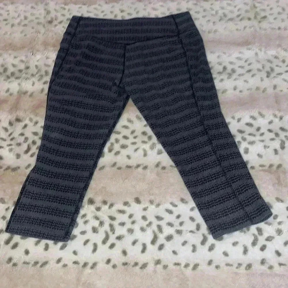 Nike Dri-Fit Leggings - Picture 2 of 4